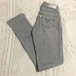 Levi’s Low Rise Skinny Jeans